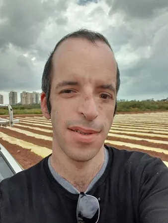 רועי 1981