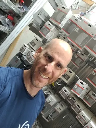 ארמדאוס
