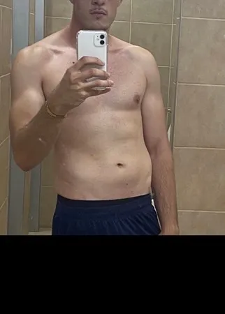 בחור שובב98