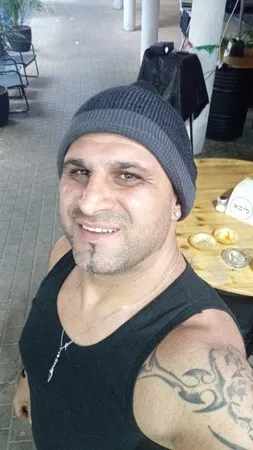 מחפש 38