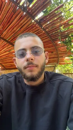 במענג