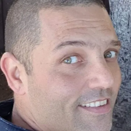 יוני81