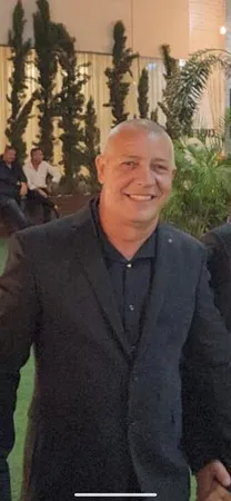 יצחק פ