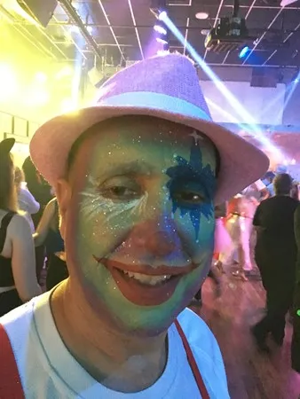 כוח  צביקה