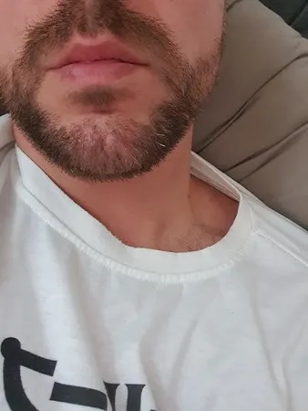 ממוקם באשקלון