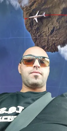 צביקה חזק