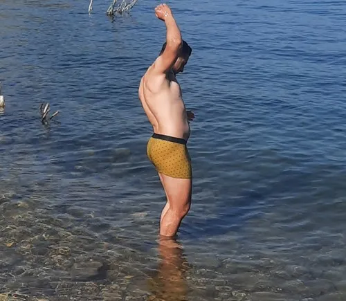 אלעזרוש