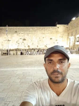 Efraim24