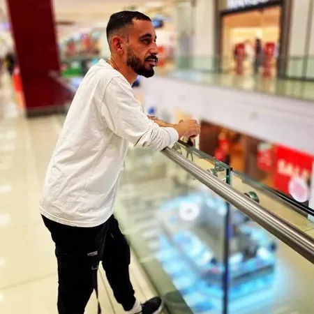 מוטי אש מפרק שש
