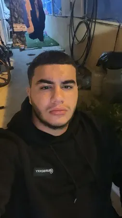 קרבי במיטה