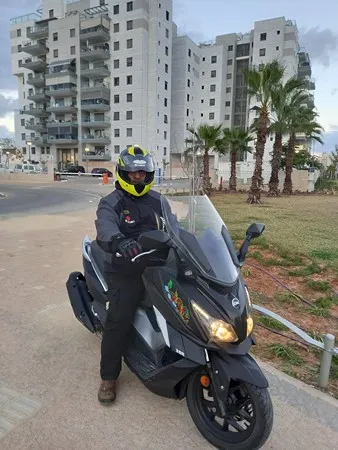 מיכאל מ