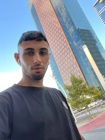 אופורי