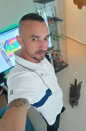  Jonny Dap