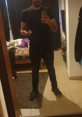 Av.y