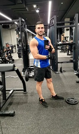 Muscular Yan