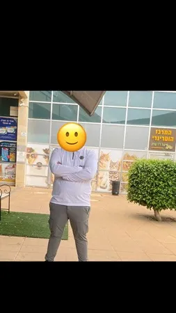 אמיר מומו