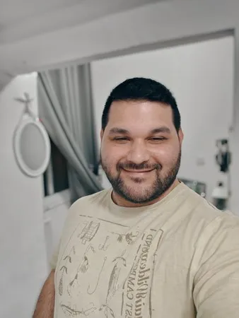 מענג מאוד