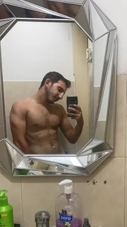 אשר בור
