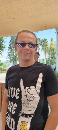 Yair_gur