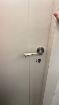 ריגושיםלשלשיה