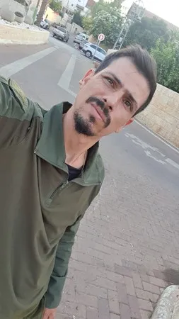 מחפש סטוץ קבוע