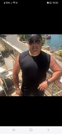 אזרד