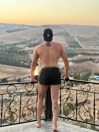 Yaniv1111