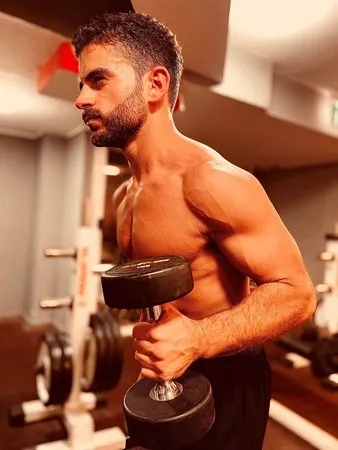 מיקי מיכאל