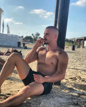 אבי מור