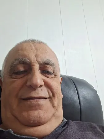 אוהב לאכול אפרס
