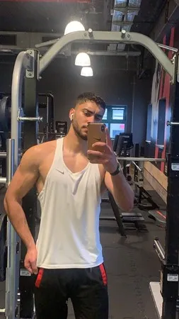 מושי 22