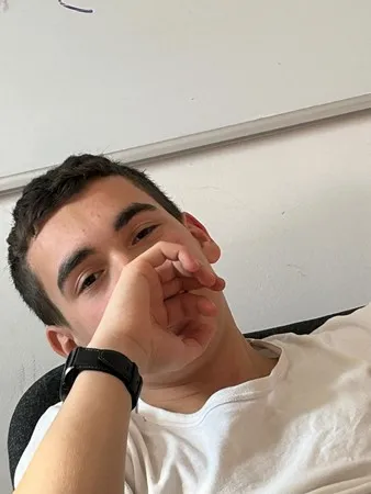 Adam 7753