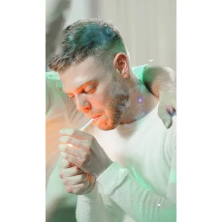 הבלונדיני 1