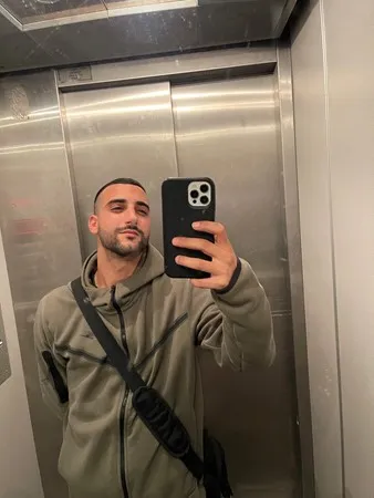 ינון 221
