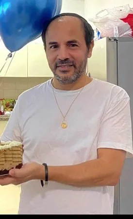 טומי18