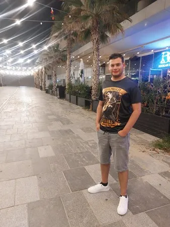 איליי, בתול...