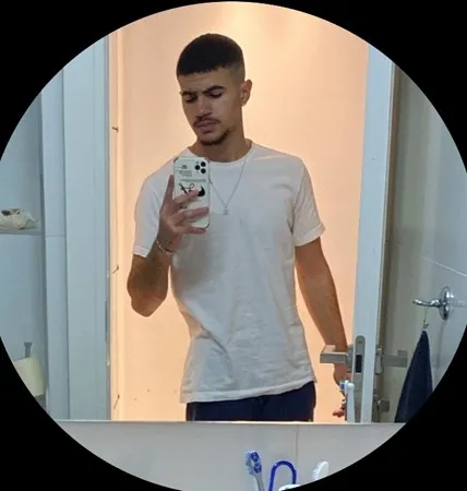 נועם החרמן12