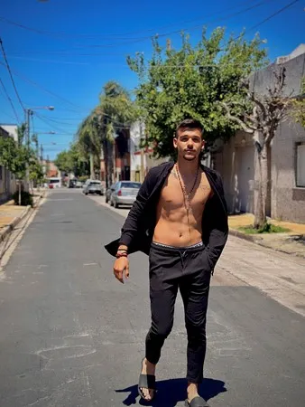  Avi jabour