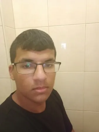 Stav:D