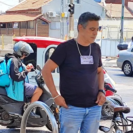 שומר החיוכים 