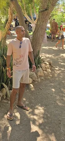 מת להשפריץ