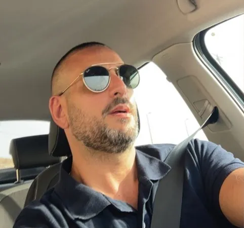 תומסססס55