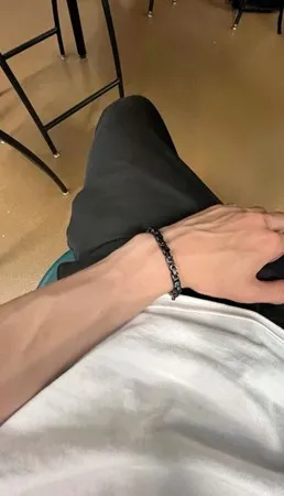 רון סטודנט 22