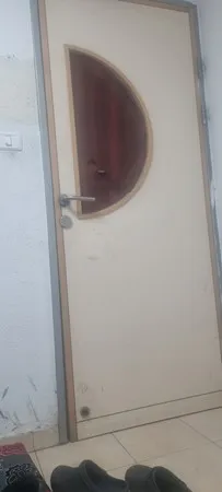 גדול  ועבה  ואר