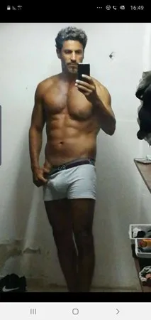 Tom baki