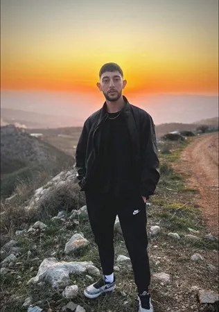 Hzzyxjxvjgc