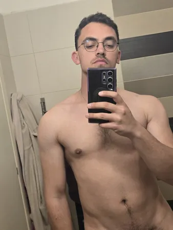 חתיך נורמטיבי