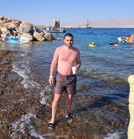 גברי בייבי