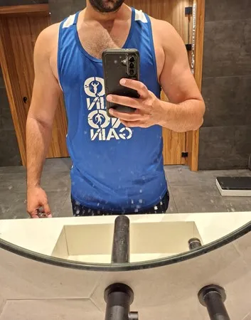 מרים ומפנק אותך