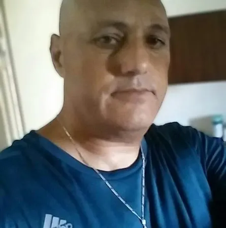 יאיר  ב